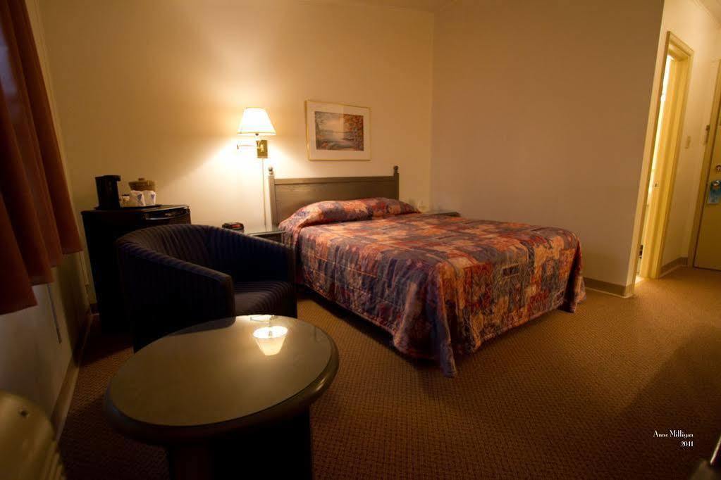 Hotel Port Aux Basques Exterior photo